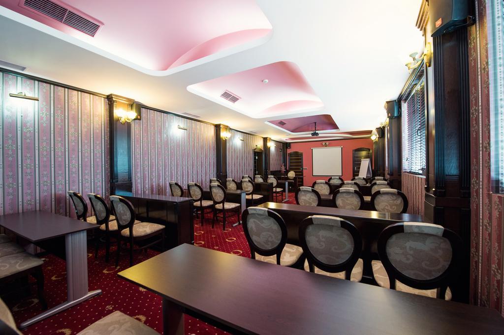 Grand Hebar Hotel