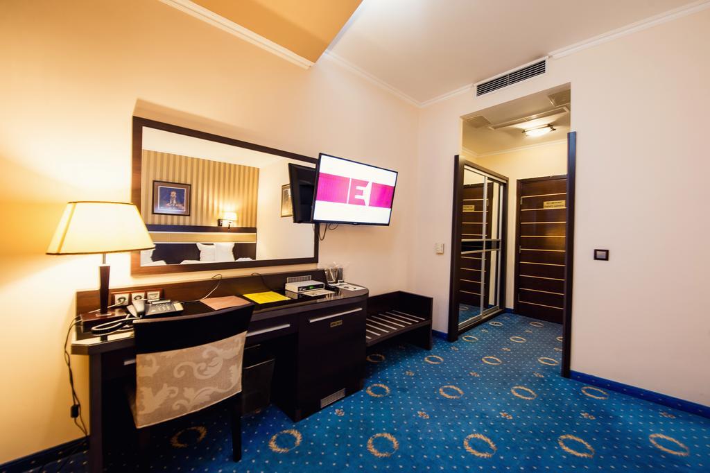 Grand Hebar Hotel 4*