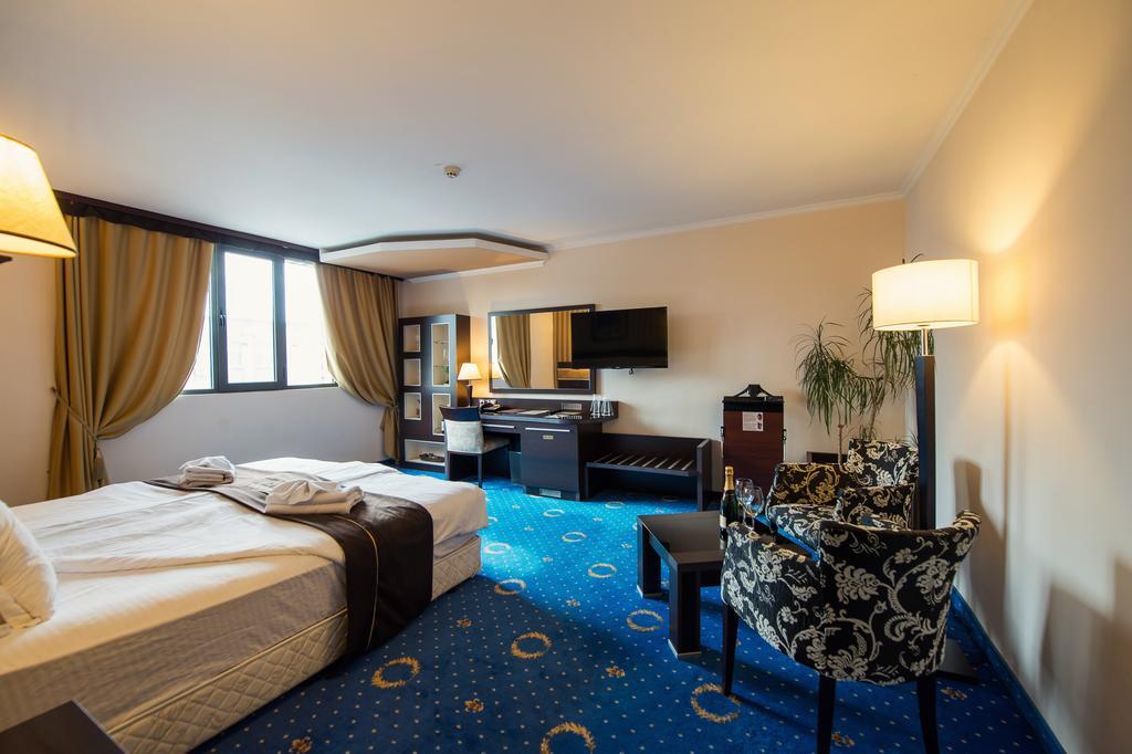 Grand Hebar Hotel 4*