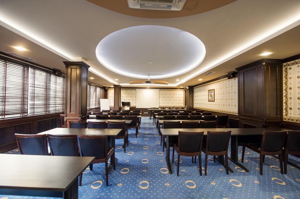 Grand Hebar Hotel