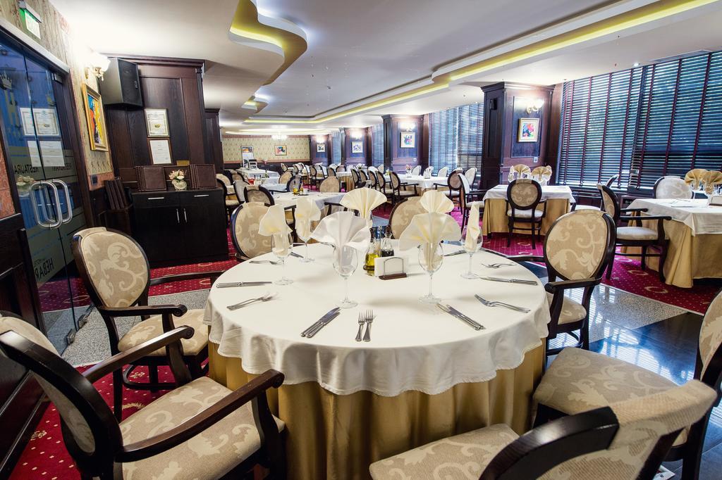 Grand Hebar Hotel